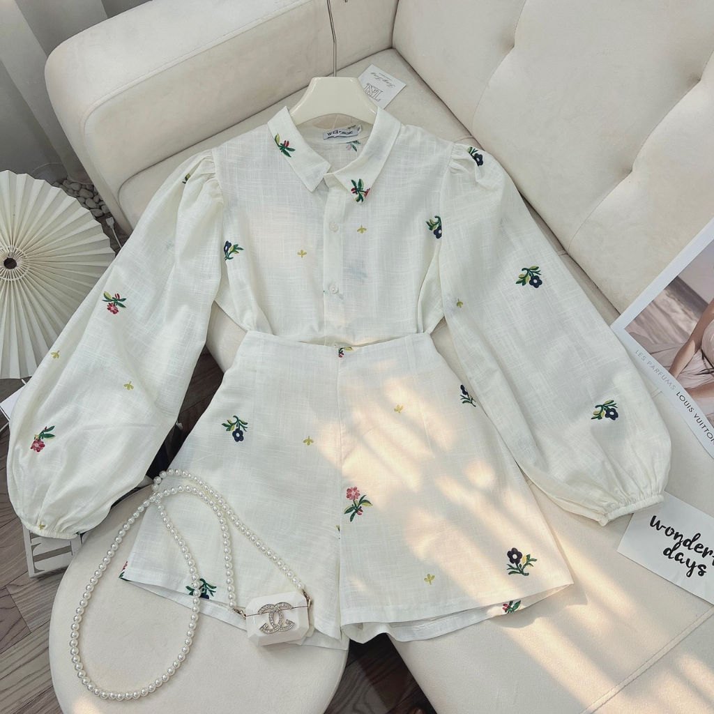 Set Sơ Mi Hoa Nổi Mix Quần Sooc, Tay Bồng Vải Hoa Thô Đũi Nổi