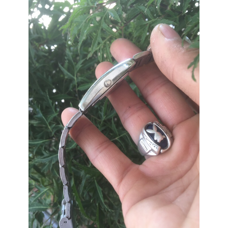 Đồng hồ Nam tay nhỏ,nữ tay to Nhật si!