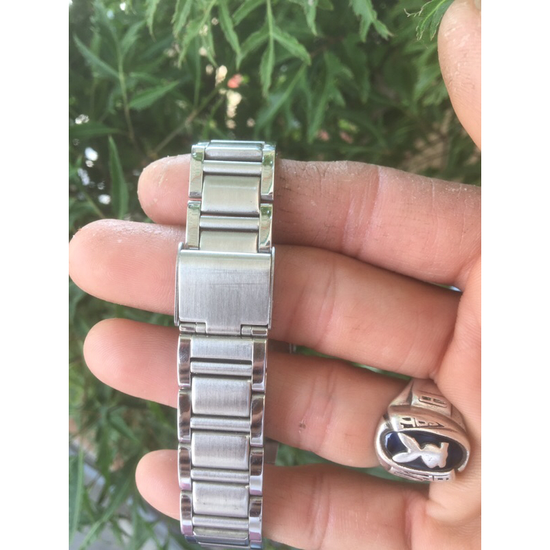 Đồng hồ Nam tay nhỏ,nữ tay to Nhật si!