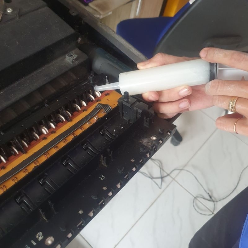 Mỡ Tra Phím Đàn - 1 phần 100g cho 1 cây đàn, bôi trơn phím đàn