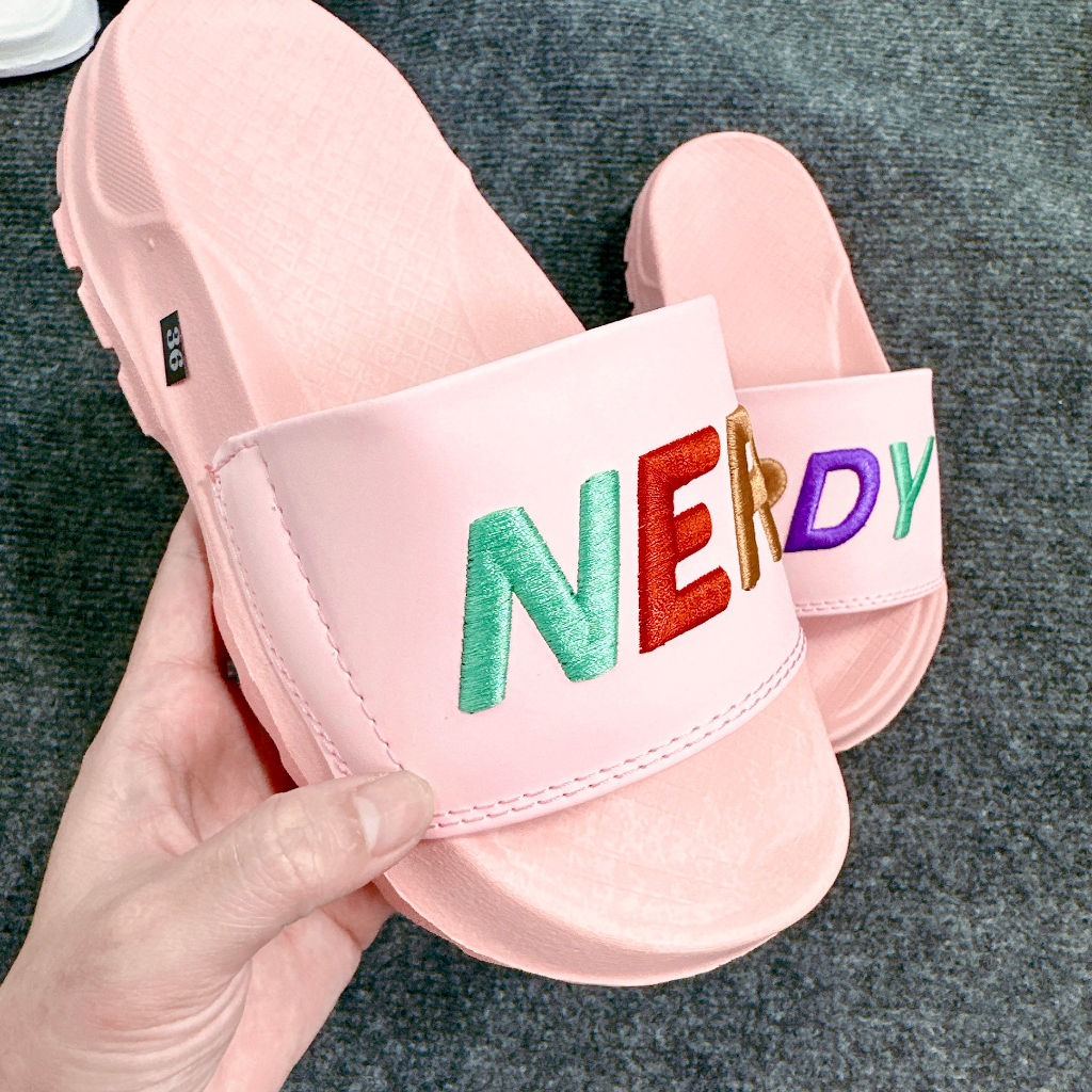 Dép NERRDY nhiều mẫu chọn đúng size nam nữ