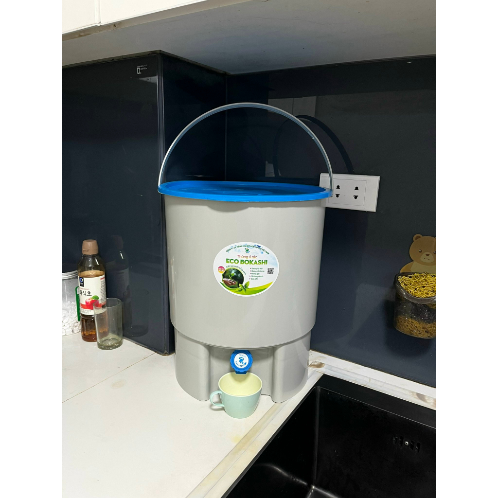 Thùng Ủ Rác Hữu Cơ Eco Bokashi 20.5L - Thùng Ủ Rác Nhà Bếp tặng 2 cốc chiết dịch, 2 Men Vi Sinh, 1 Mật Rỉ  Đường