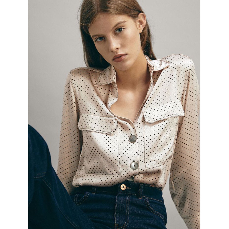 Vải Lụa satin chấm bi nhỏ nền be ánh kim- mềm mát sang óng may áo sơ mi, váy liền,set bộ đẹp thanh lịch.50k/m khổ 1.5m