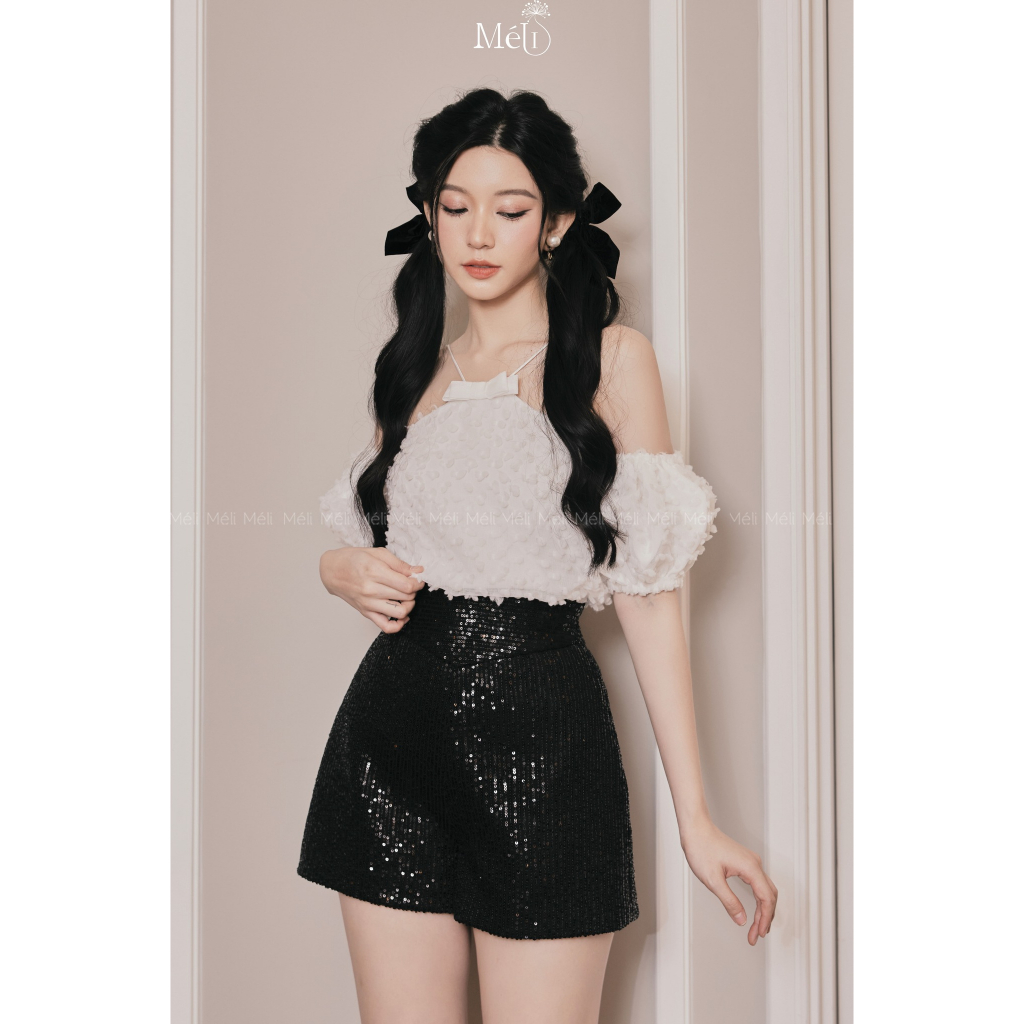 Áo trễ vai tơ hoa cổ yếm- Quần sooc kim sa-Thiết kế cao cấp Méli