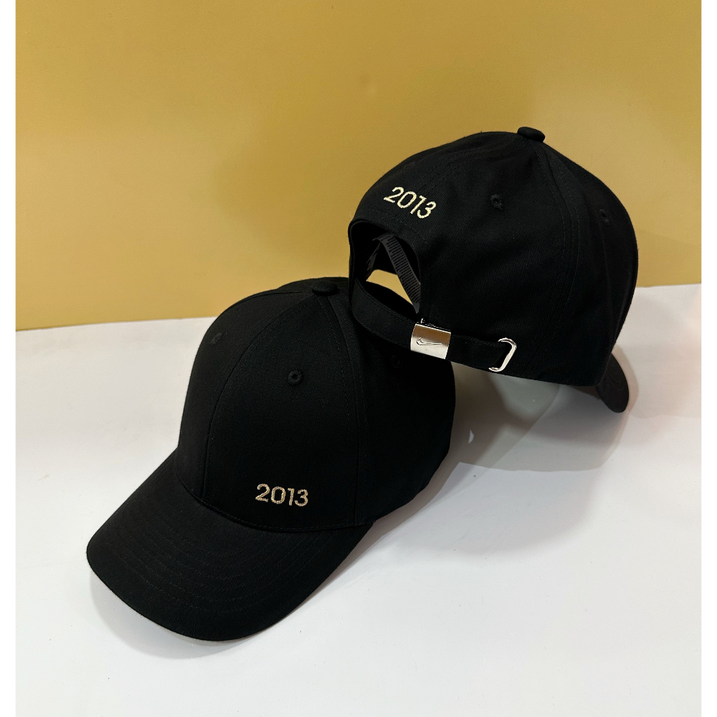 Nón năm sinh/ mũ lưỡi trai cao cấp, cặp nam nữ thêu năm sinh 2013 hàng Korea phong cách Unisex