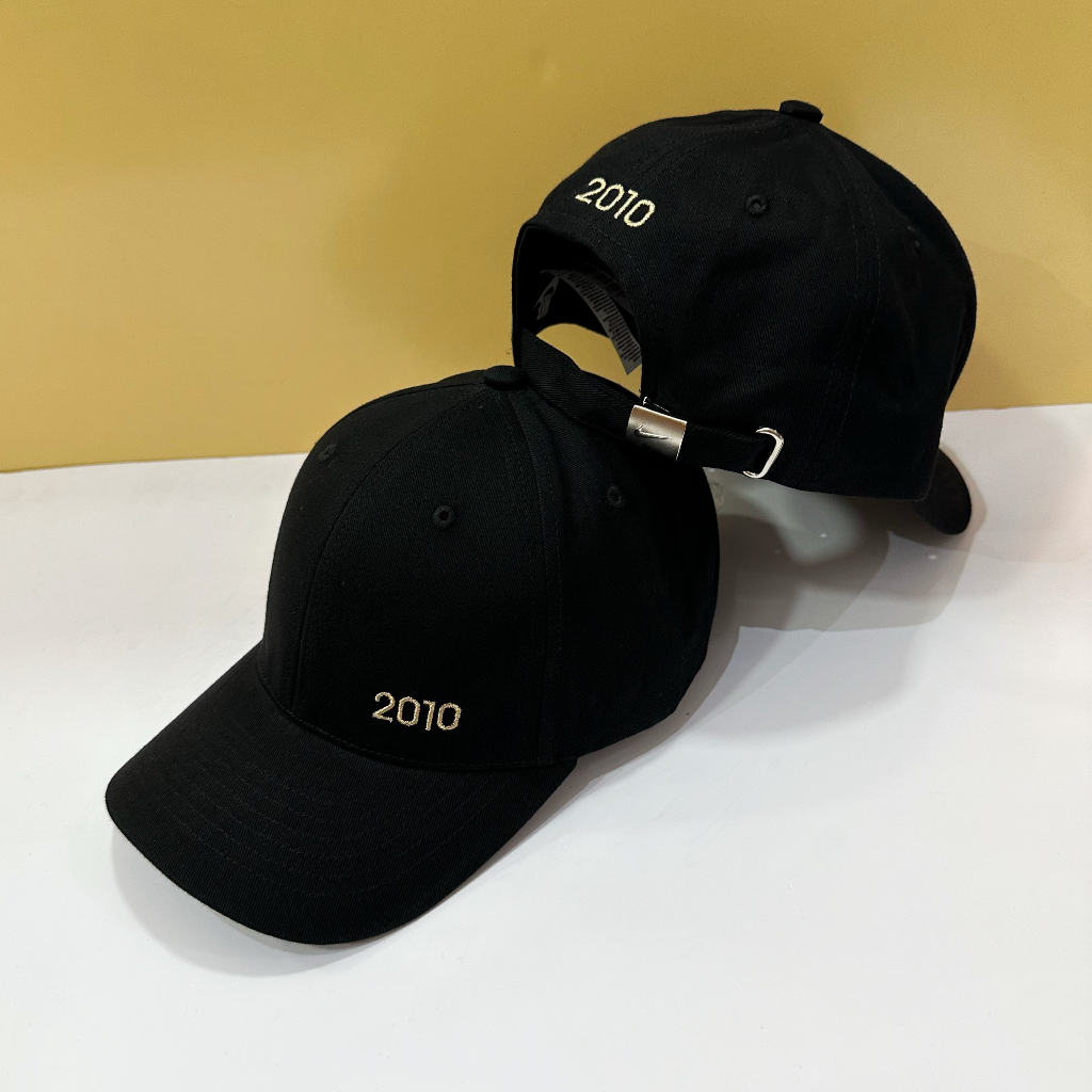 Nón năm sinh/ mũ lưỡi trai cao cấp, cặp nam nữ thêu năm sinh 2010 hàng Korea phong cách Unisex