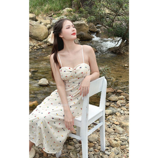 Đầm hoa thêu 2 dây dáng dài nhẹ nhàng