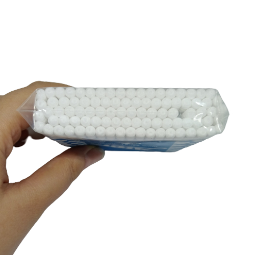 Bông ráy tai-tăm bông thân nhựa