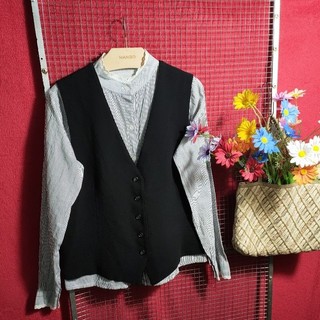 Áo ghi lê seconhand. 3003