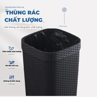 Thùng rác nhựa có nắp cài, họa tiết đan tạo nét đặc biệt