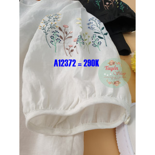Chiếc áo kiểu dáng tay lỡ nhẹ nhàng