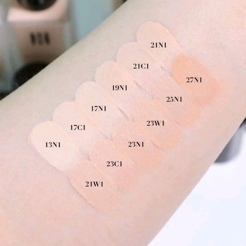 Kem nền HERA che khuyết điểm siêu phẩm cho lớp make up hoàn hảo black foundation 5ml