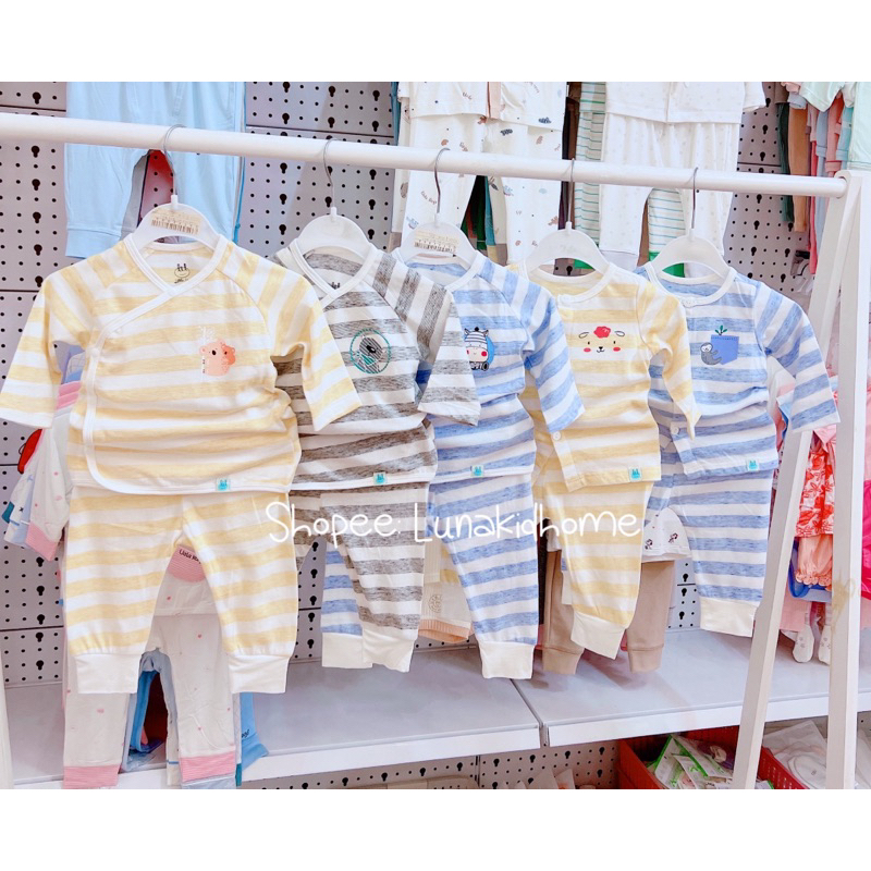 -Sơ sinh cài thẳng,cài chéo Little Love (Size 0-3M tặng mũ tất)