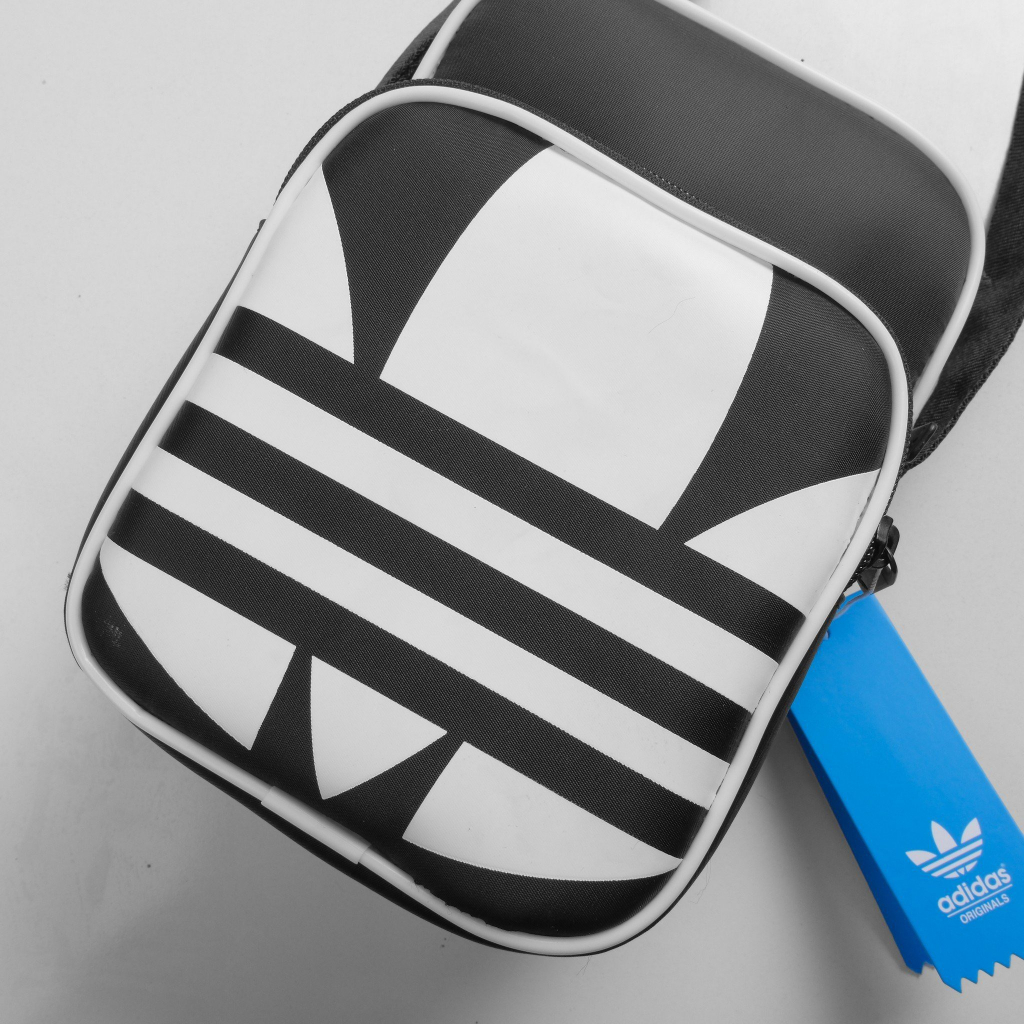 Túi đeo chéo unisex, túi đeo vuông mini, phối logo basic, chất liệu chống thấm nước TD9