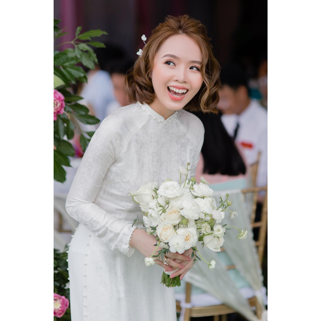 Áo dài cưới cô dâu may sẵn ,áo dài truyền thống 4 tà lụa gấm tơ 2 màu đỏ trắng cao cấp