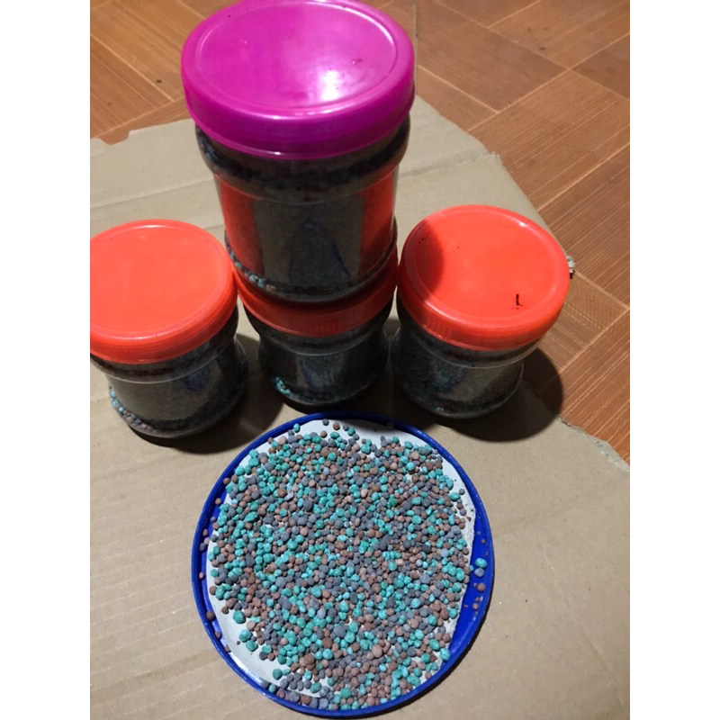 Phân bón 3 màu chuyên cho cây hoa- cây cảnh