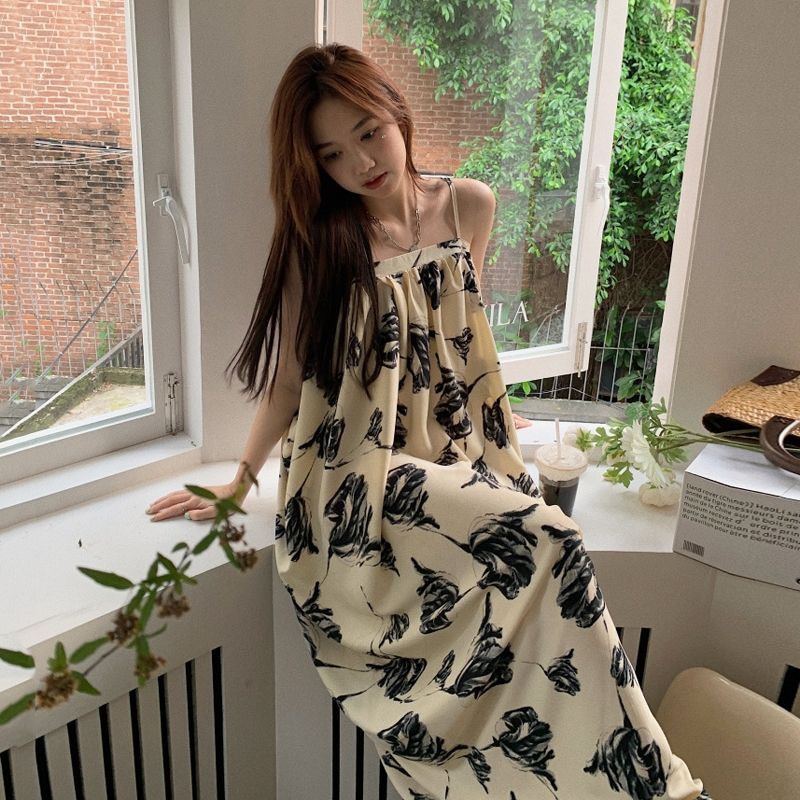 Váy maxi hai dây trắng hoạ tiết hoa đi biển đi chơi phong cách tiểu thư cho nữ