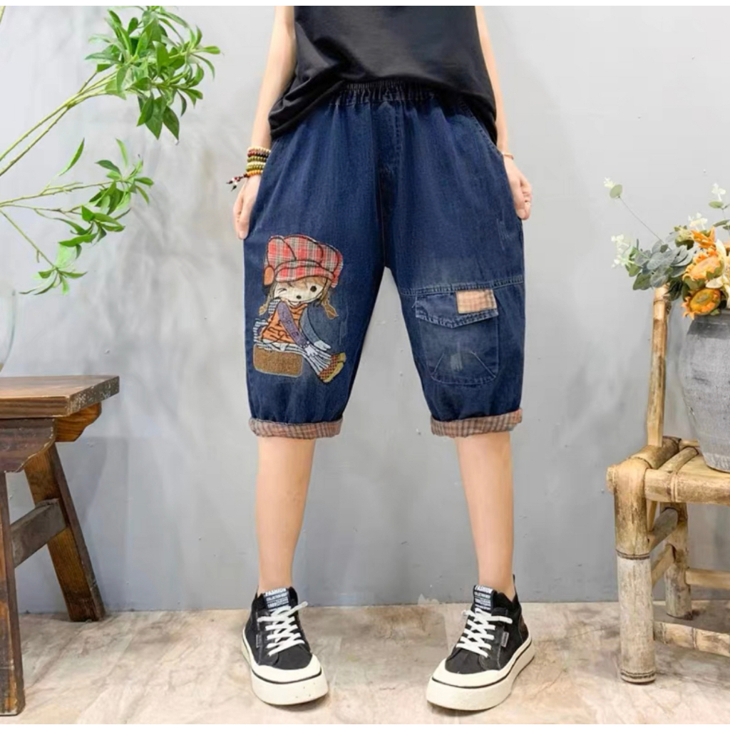 Quần jean ngố, quần thổ ngố ,quần short denim dáng rộng thêu họa tiết hoạt hình thời trang cho nữ.M0005