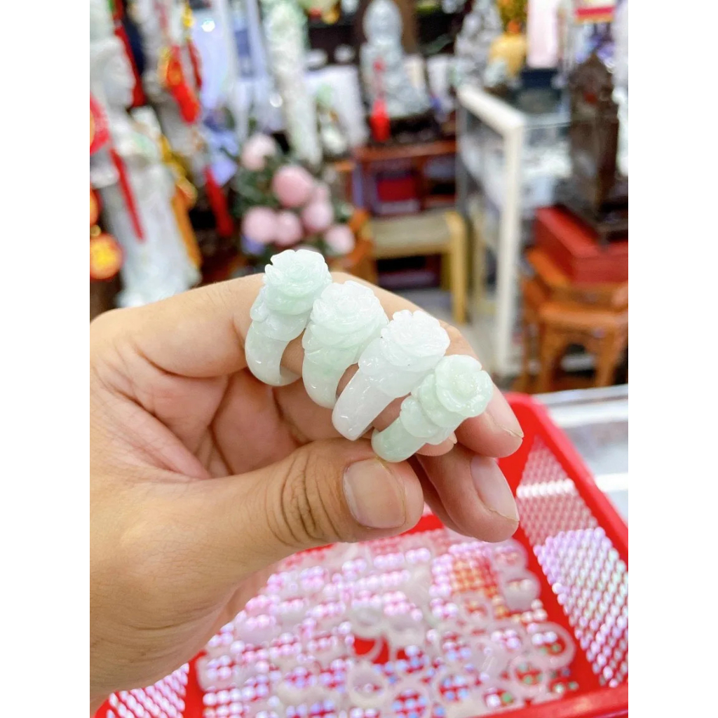 NHẪN TAY CẨM THACH TRẮNG HOA MẪU ĐƠN SUNG TÚC, MAY MẮN VÀ SANG TRỌNG - ĐẦY ĐỦ NI TAY - HÌNH CHỤP THẬT 100%