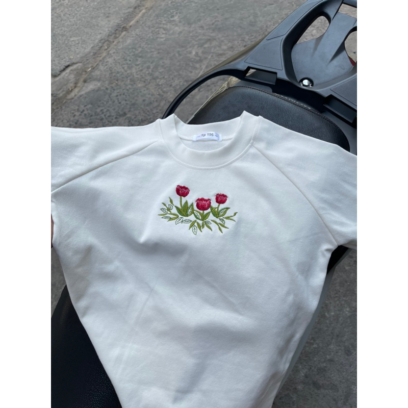 Áo Baby Tee Thêu Hoa