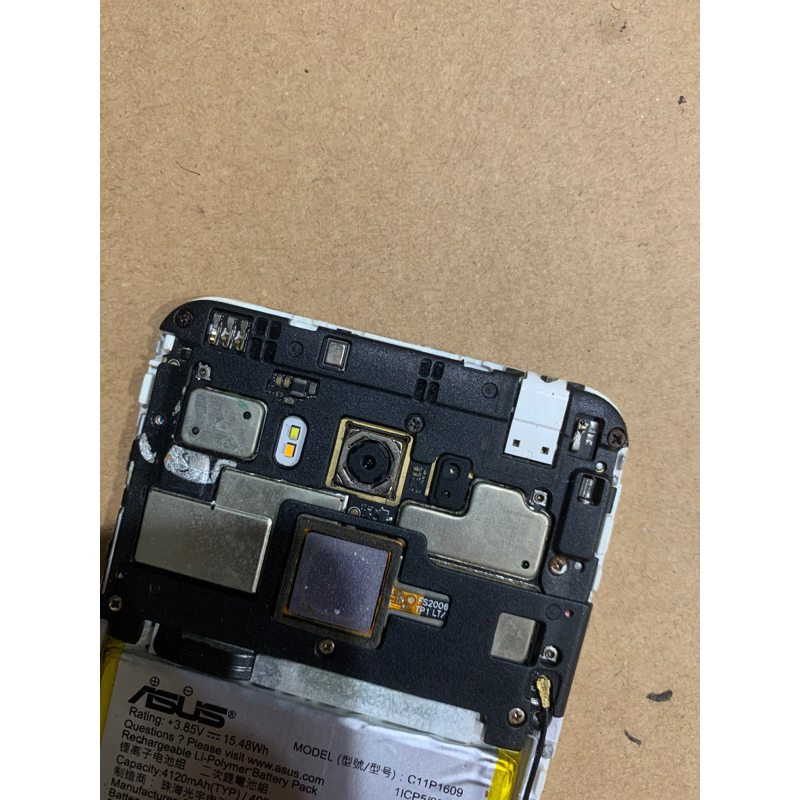 main sống Asus Zen 3 Max 5.5