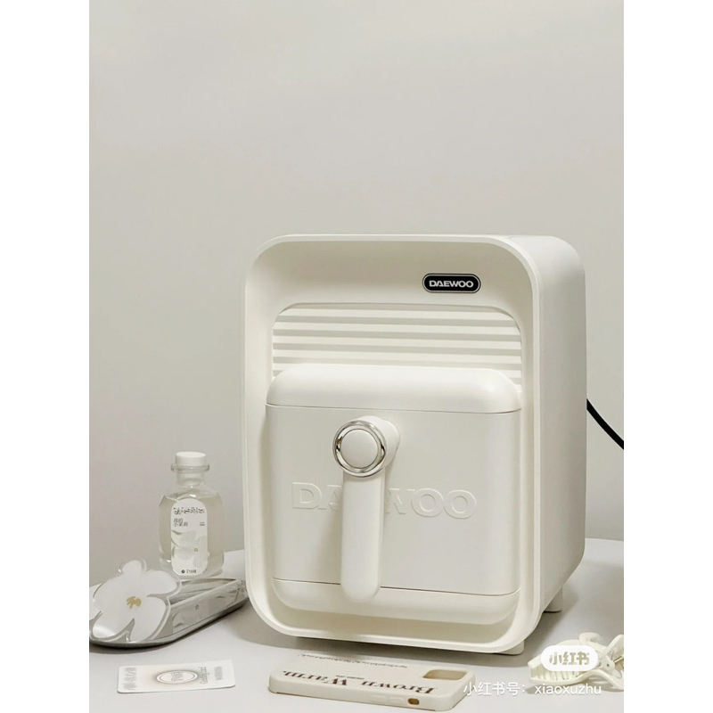 Nồi Chiên Không Dầu DAEWOO K12 Dung Tích 5L Bảo Hành 12 Tháng - Cáo Đeo Nơ