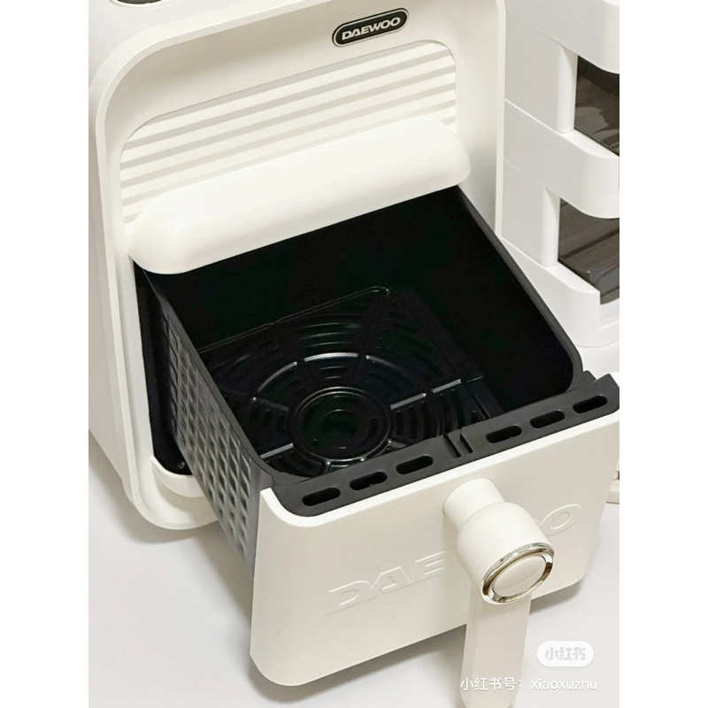 Nồi Chiên Không Dầu DAEWOO K12 Dung Tích 5L Bảo Hành 12 Tháng - Cáo Đeo Nơ