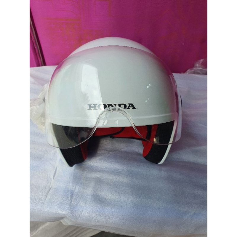 Nón mũ honda trắng 3/4 hàng nhập khẩu theo xe Scoppy.Indonesia sản xuất.