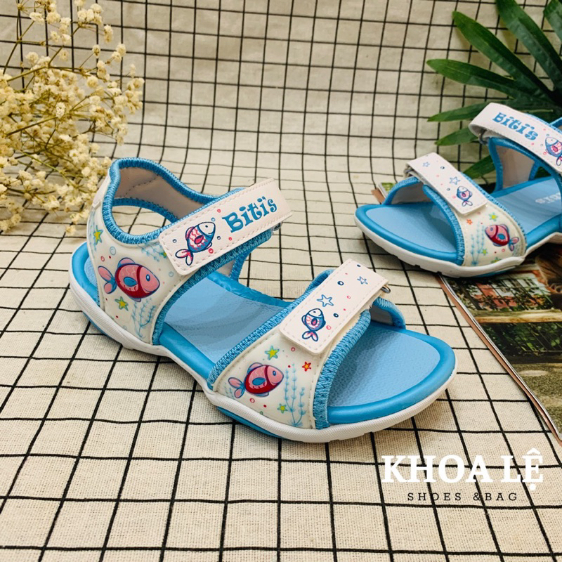 Giày sandanl bé gái