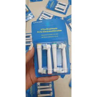 Set 4 đầu bàn chải thay thế cho máy đánh răng điện Braun Oral B