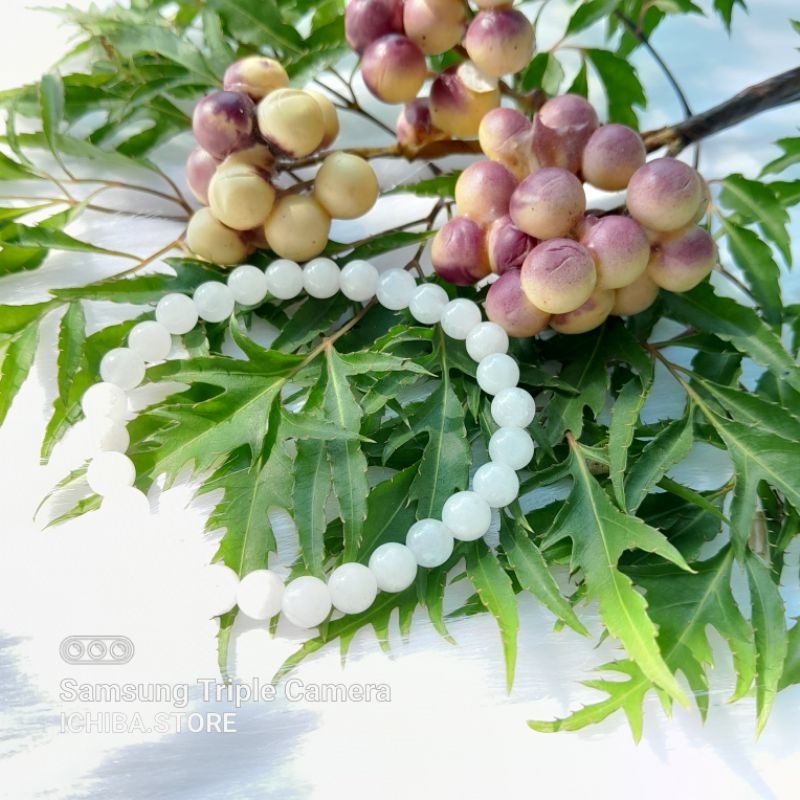 Vòng tay chuỗi hạt T h ạ c h A n h Trắng 6mm