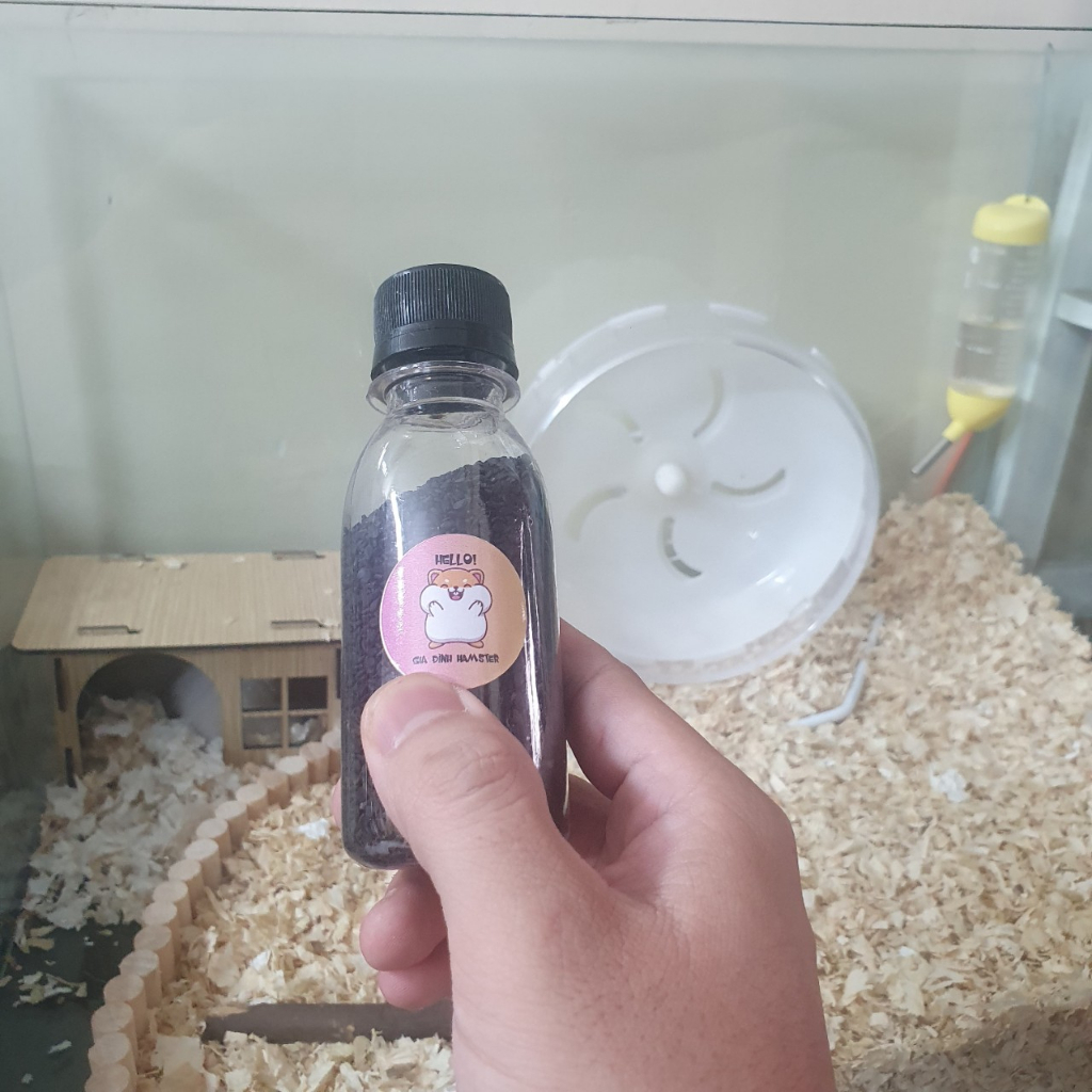Mè đen thức ăn hamster - Gia Đình Hamster