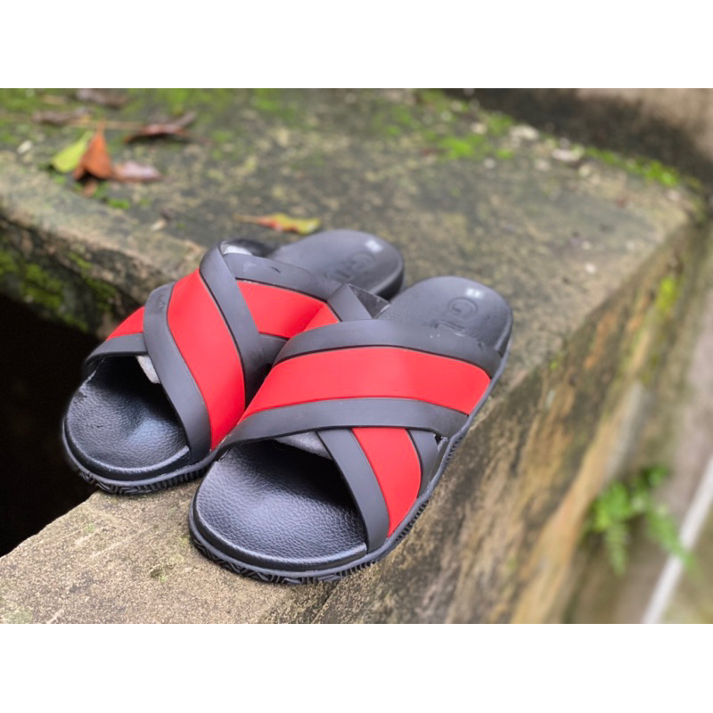 Dép lê quai chéo GC Nam-Dép lê G C thời trang cho Nam FULLBOX