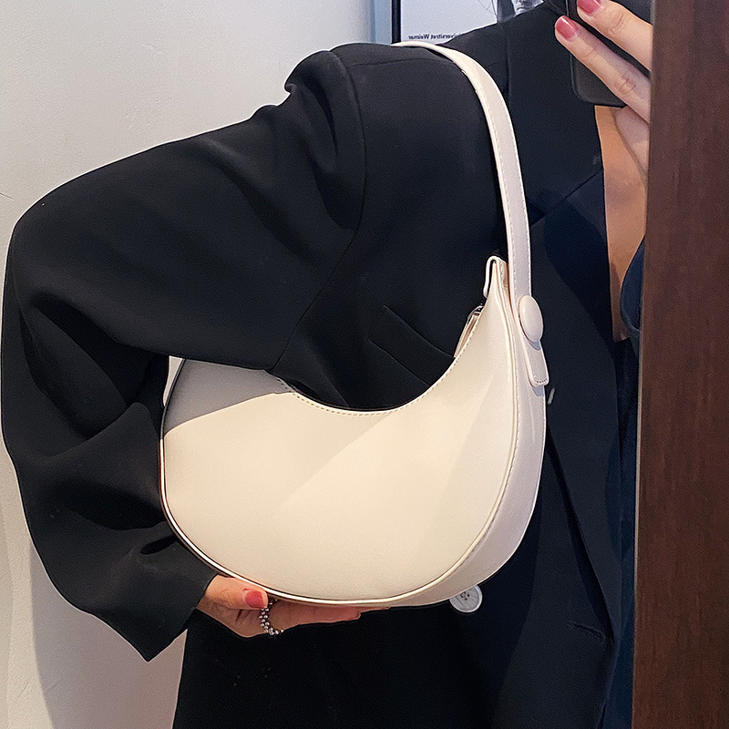 Túi xách nữ kẹp nách CHIC & CHEAP LEGGAGU Chery Bags 101