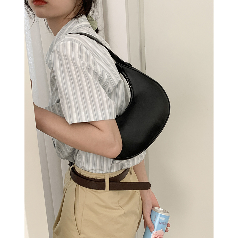 Túi xách nữ kẹp nách CHIC & CHEAP LEGGAGU Chery Bags 101