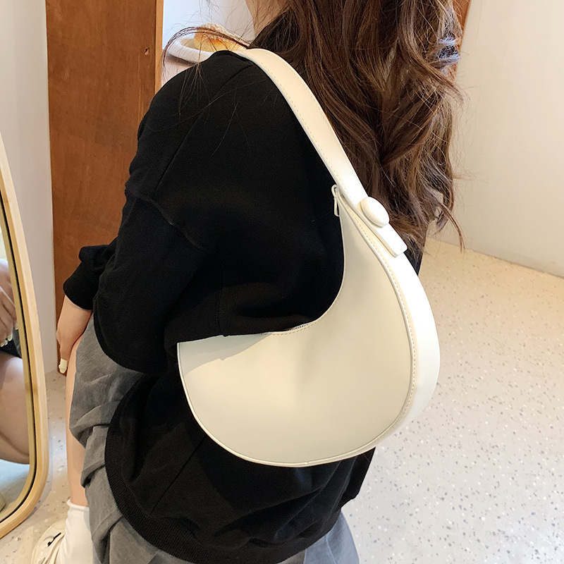 Túi xách nữ kẹp nách CHIC & CHEAP LEGGAGU Chery Bags 101