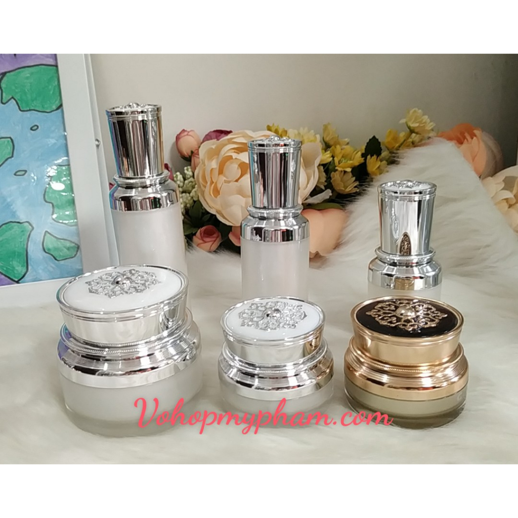 bộ vỏ chai và hũ nhựa cao cấp đựng mỹ phẩm, CHAI HOA TUYẾT VÀ HŨ HOA TUYẾT MÀU TRẮNG