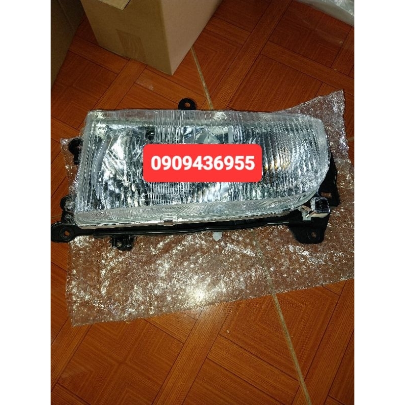 Đèn pha kia K3000 , 1 cái giá 500k 1 cặp 1000000