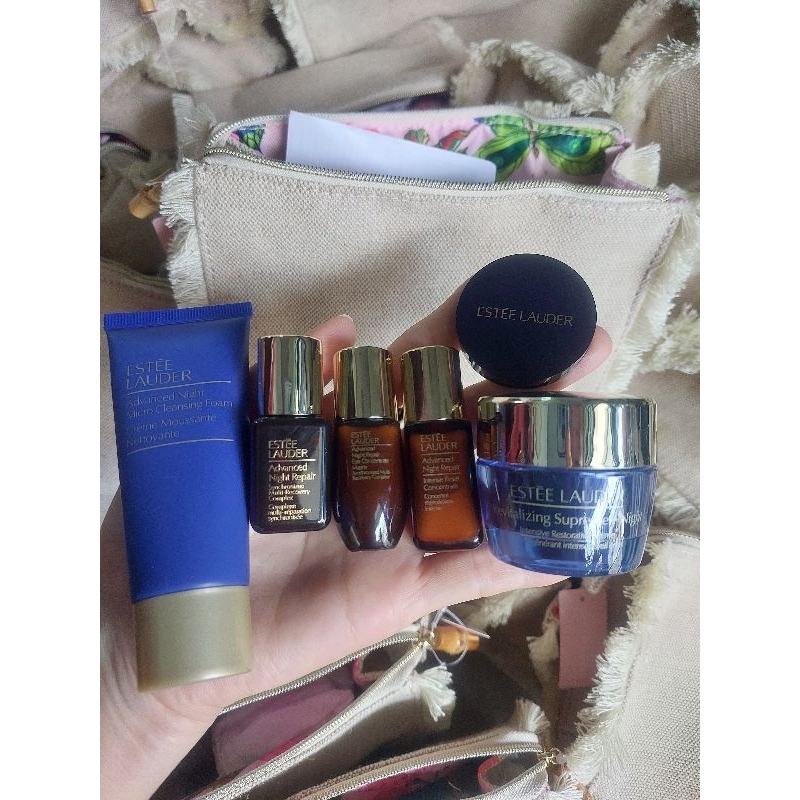 Set mỹ phẩm mini Estee Lauder 6 món kèm túi