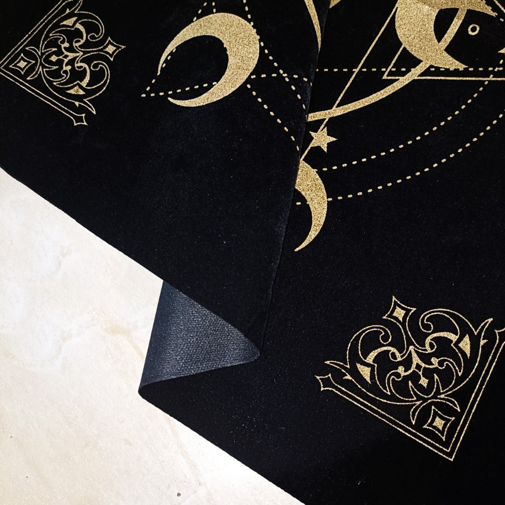 Tấm thảm vải nhung, khăn trải bài Tarot kích thước 50x50cm