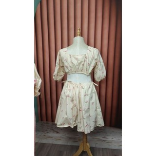 BIGSIZE ĐẦM HOA CỔ VUÔNG KHOÉT EO