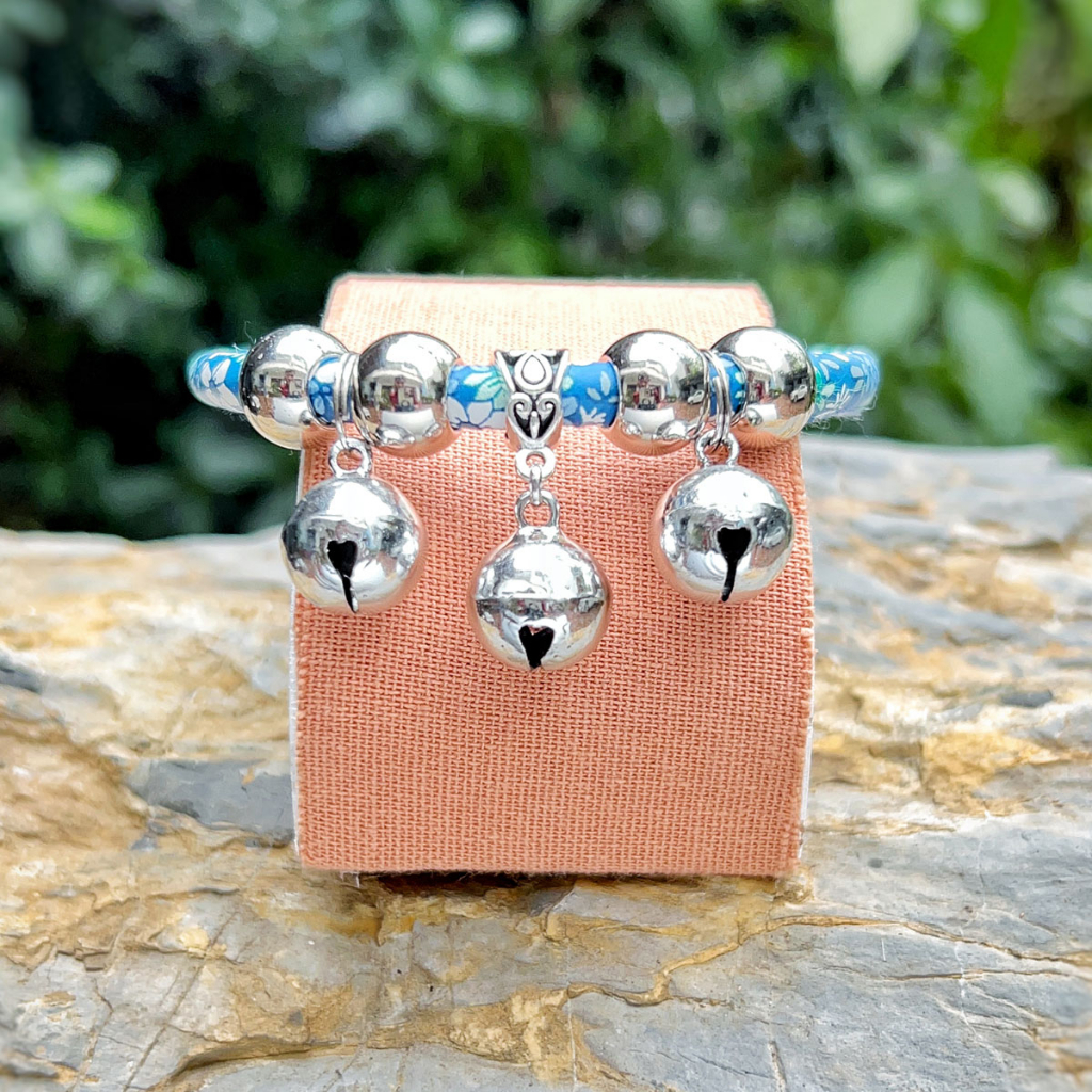 Vòng cổ cho mèo, vòng cho Chó Mèo,mã petmio T1,vòng handmade Shop Tự Thiết kế cute cao cấp,có chuông,không sợ nước