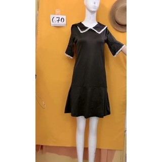 đầm đen phối viền ren (dưới size M). S670