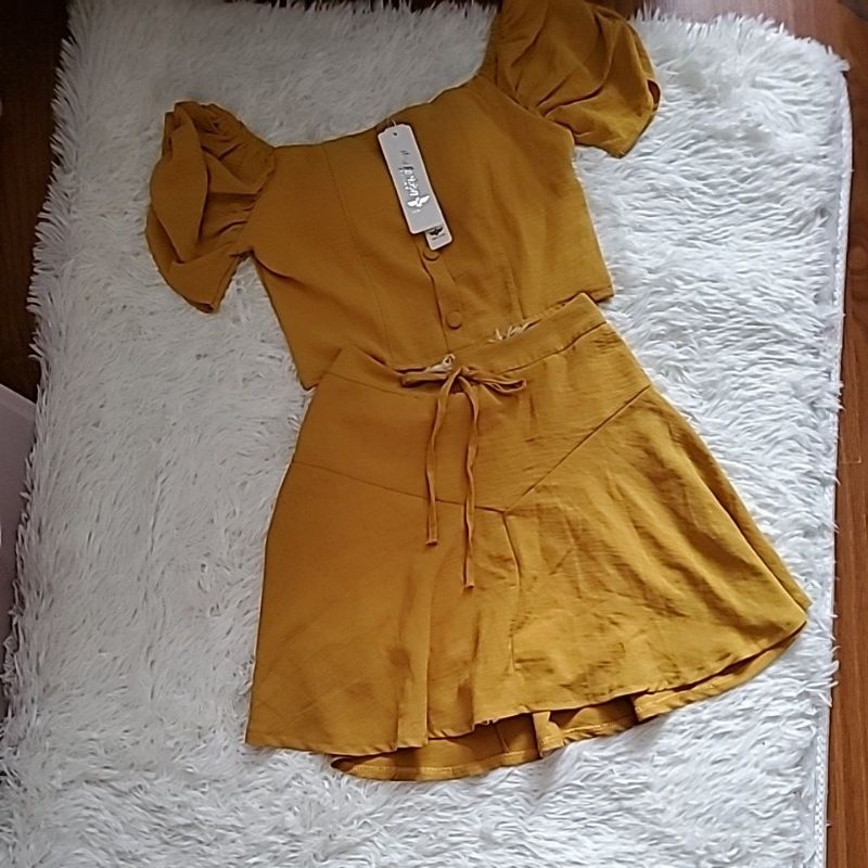 set bộ đũi áo kiểu, chân váy hot girl size s