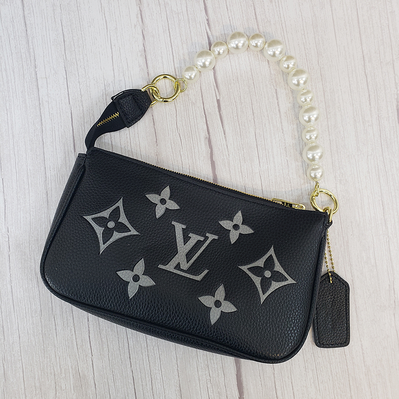 Túi Pochette quai ngọc họa tiết lớn kèm 3 dây full box