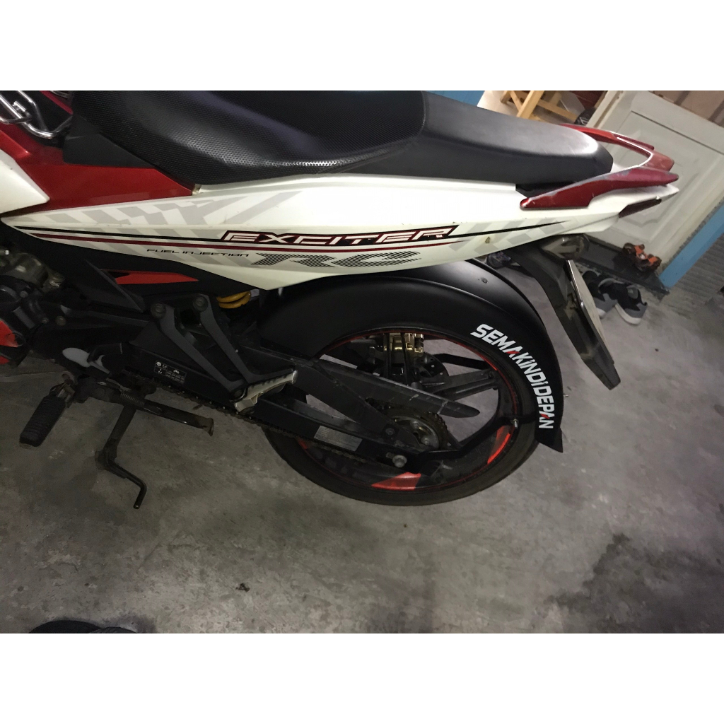 Dè chắn bùn 1/2 gắn bánh sau Exciter 150 155vva  có lẻ từng món