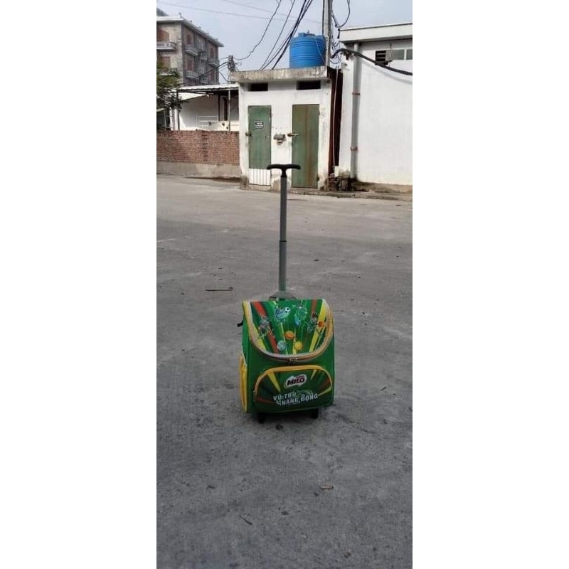 Balo chống gì có cần kéo cho các bé