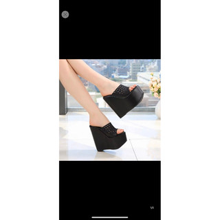 Dép đế xuồng đục lỗ 15cm