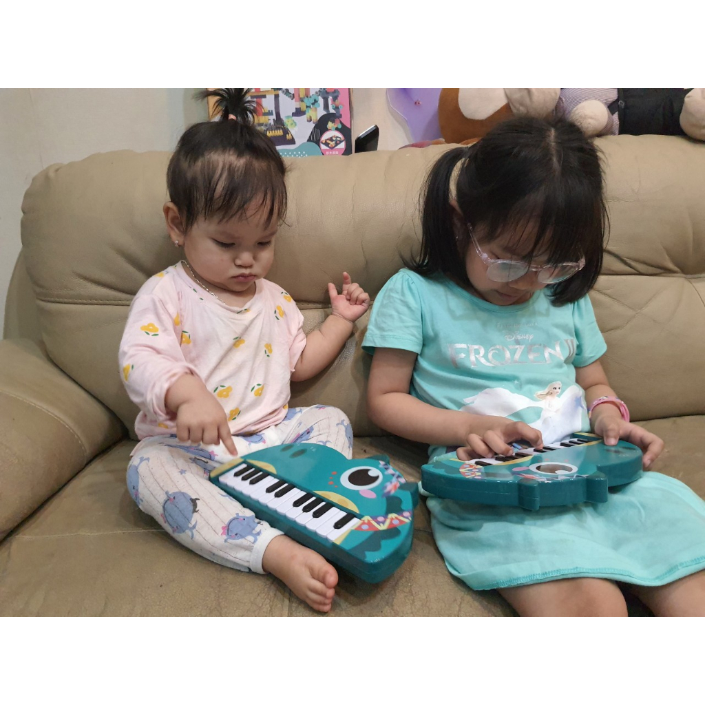 Đồ Chơi Đàn Piano Điện Tử Chạy Pin Hình Khủng Long Hoạt Hình Cho Bé