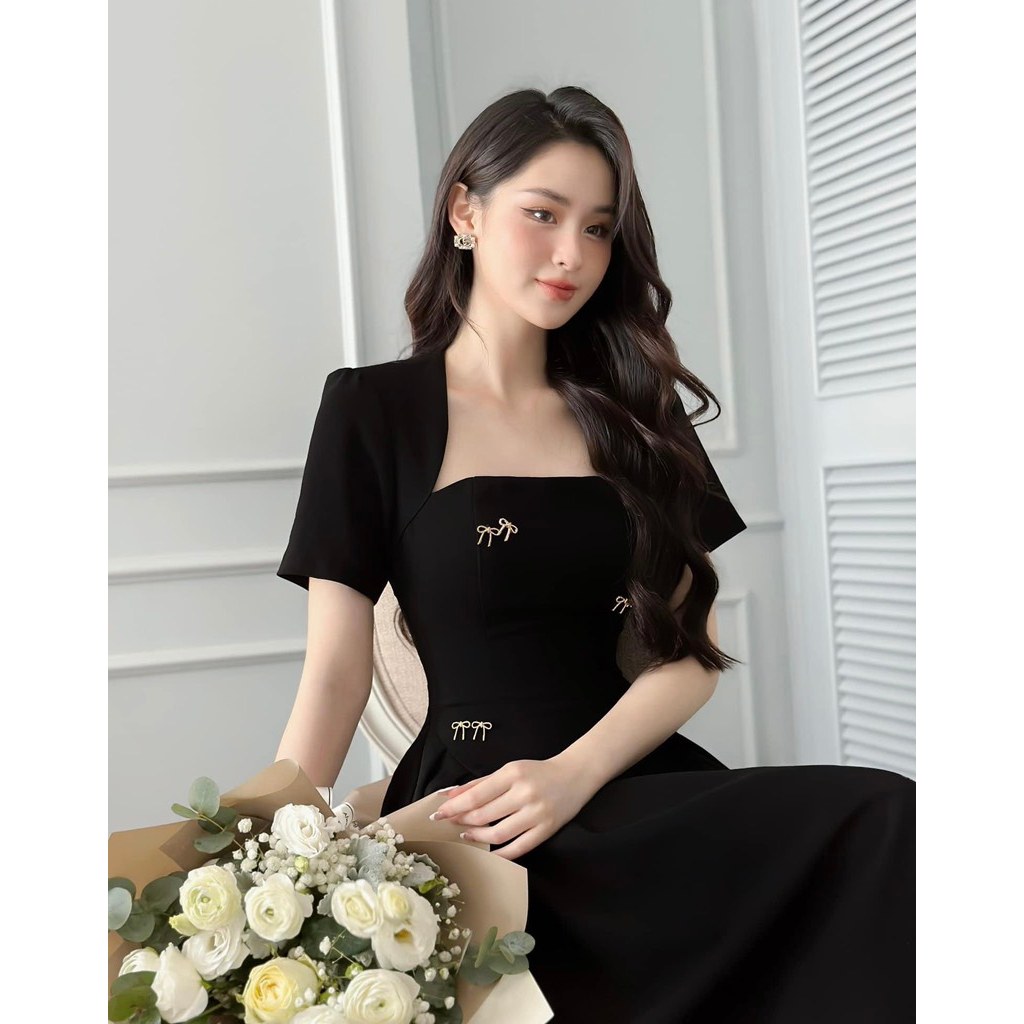 Đầm thiết kế sang chảnh _ Đen đính nơ đá
